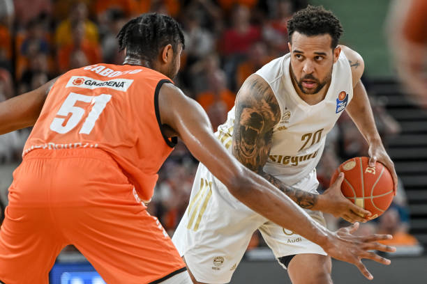 随着夏窗截 随着夏窗截