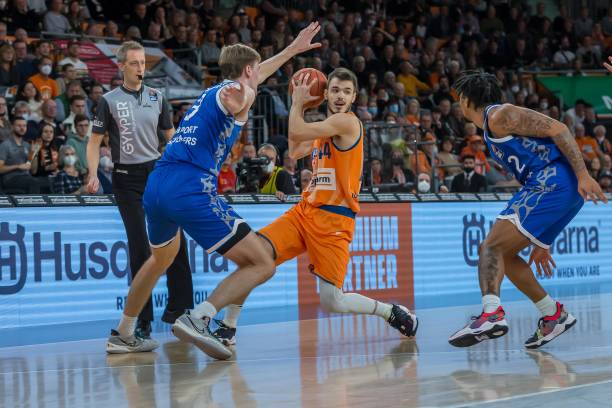 提醒各方 提醒各方