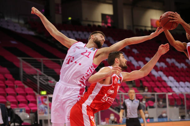 1米72女版库里!田中心单节三分5中5砍21分,带队胜中国