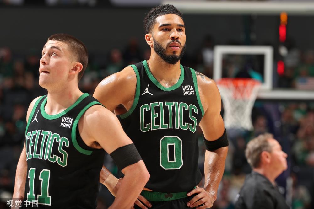 足球报:目前中国足协持证教练总数已突破11.4万